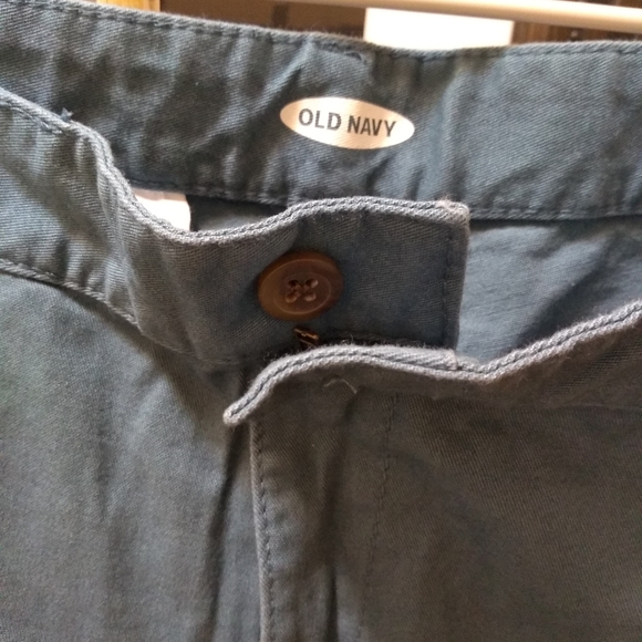 Old navy Big kids Boys khaki shorts - Picture 3 of 6